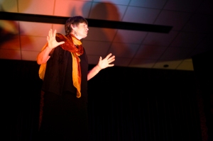 jennifer Cayley storyteller in honolulu 2008